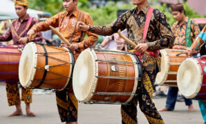 Baju Drumband Kombinasi Batik